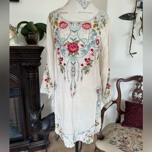 Johnny Was Tunic Top Size Small